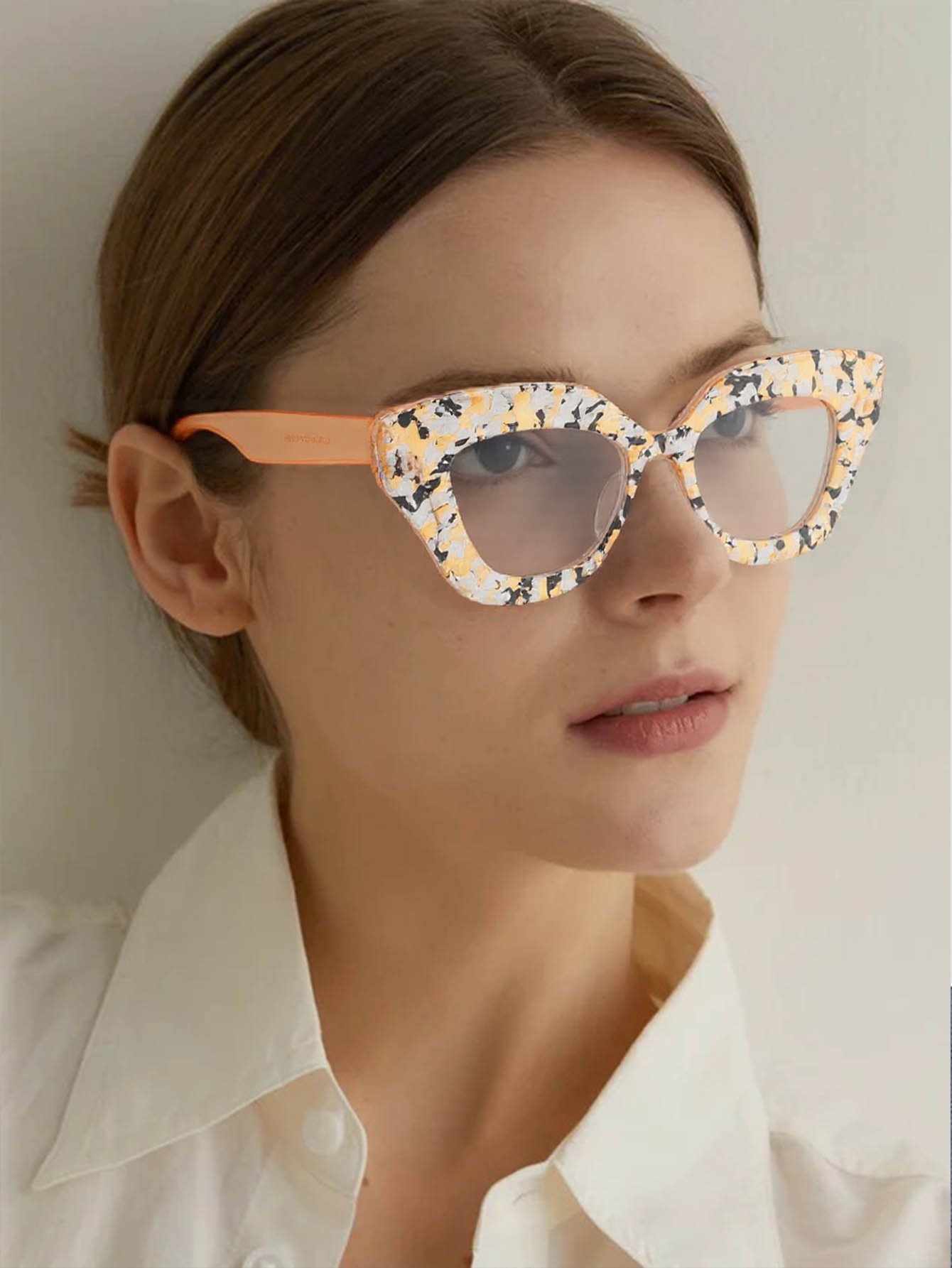 Große Cat-Eye-Brille mit flora – Lighting Glass Photography Bewertung und Preis